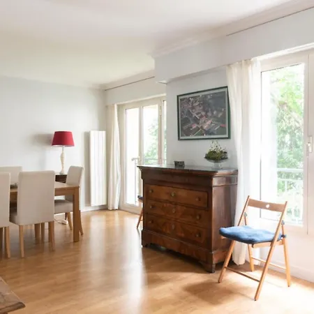 Superb Bright And Spacious Apt Near Trocadero Apartament Paryż
