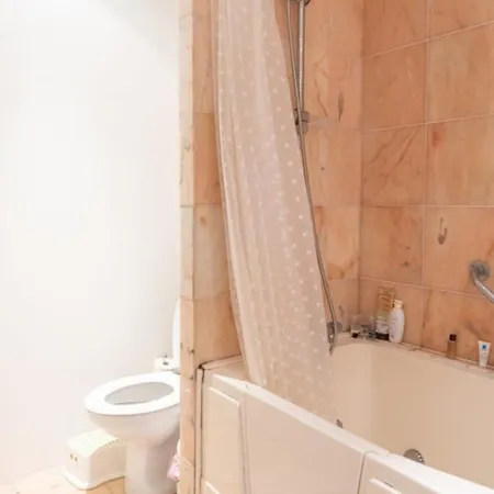 Superb Bright And Spacious Apt Near Trocadero Paryż