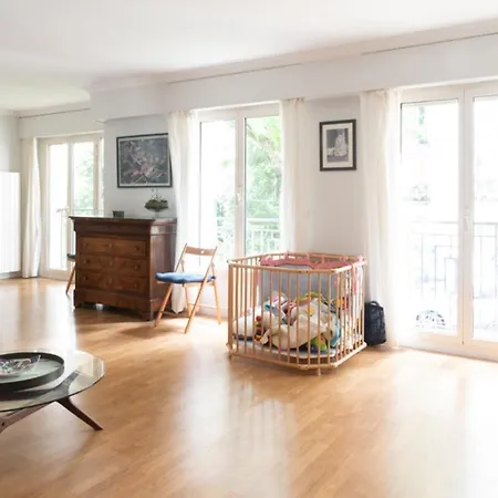 Superb Bright And Spacious Apt Near Trocadero Apartament